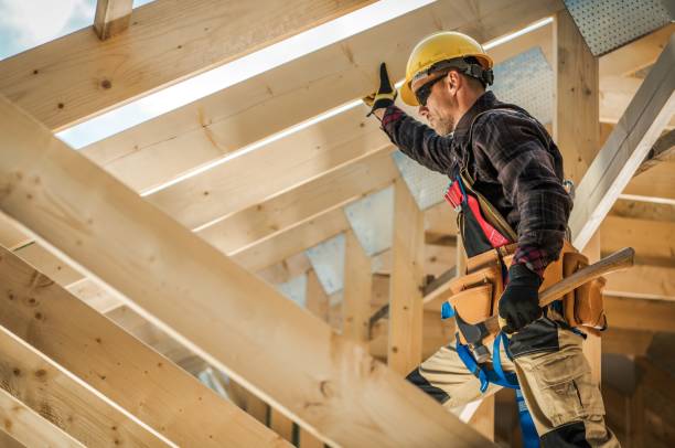 Best Roof Maintenance Services  in Munising, MI